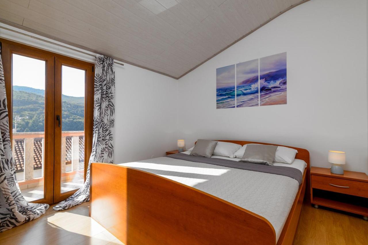 Apartments By The Sea Duga Luka - Prtlog, Labin - 2335 ภายนอก รูปภาพ