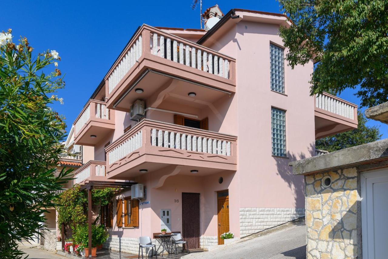 Apartments By The Sea Duga Luka - Prtlog, Labin - 2335 ภายนอก รูปภาพ