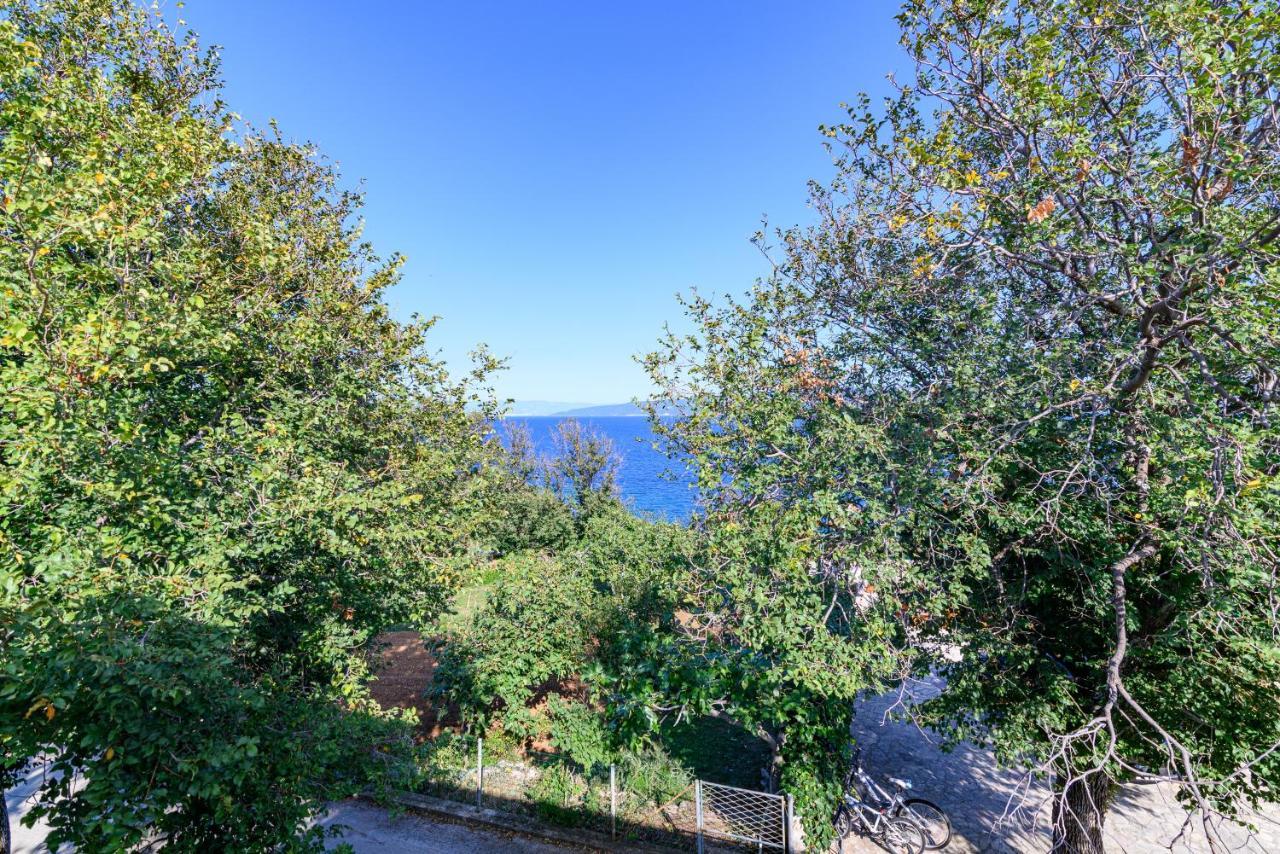 Apartments By The Sea Duga Luka - Prtlog, Labin - 2335 ภายนอก รูปภาพ