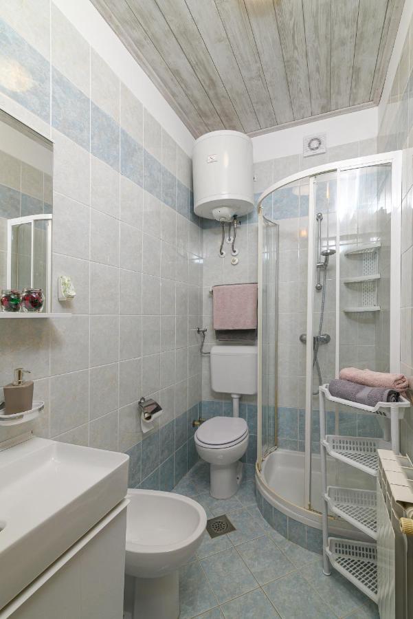 Apartments By The Sea Duga Luka - Prtlog, Labin - 2335 ภายนอก รูปภาพ