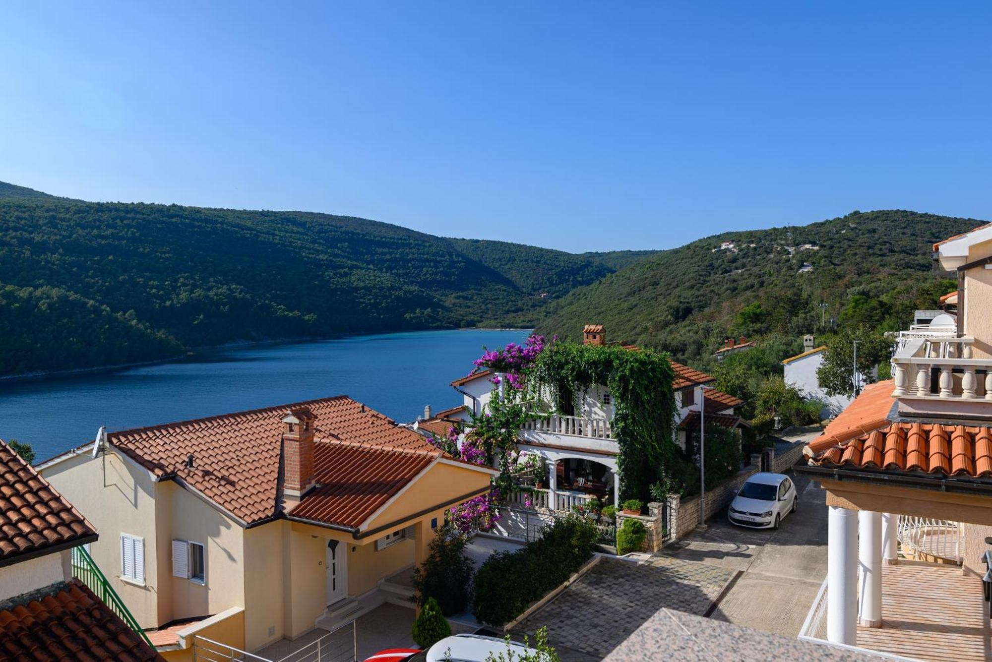 Apartments By The Sea Duga Luka - Prtlog, Labin - 2335 ภายนอก รูปภาพ