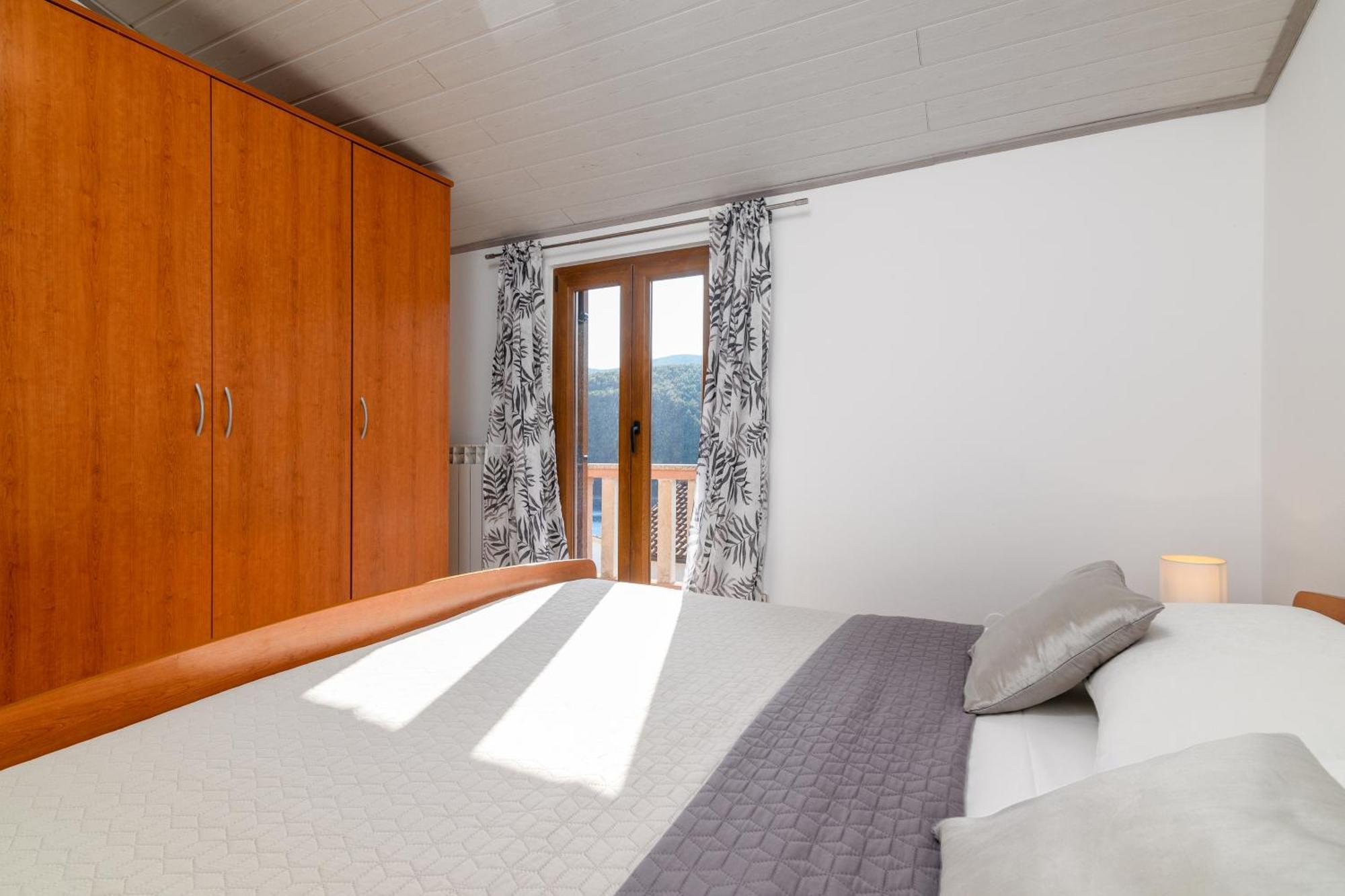 Apartments By The Sea Duga Luka - Prtlog, Labin - 2335 ห้อง รูปภาพ